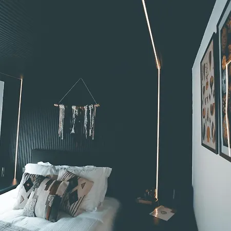 Nocturne Homestay